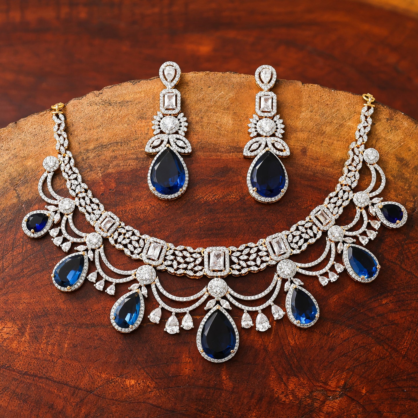 neckless