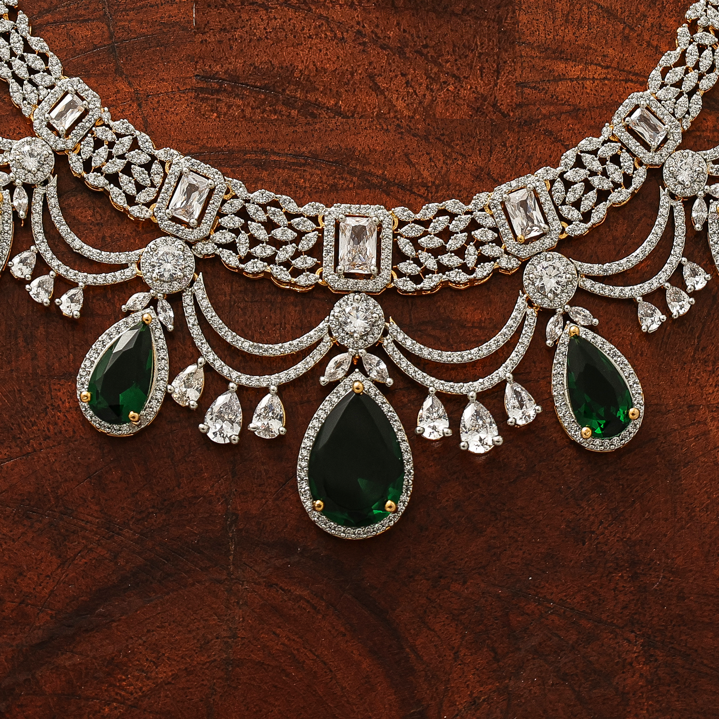 neckless