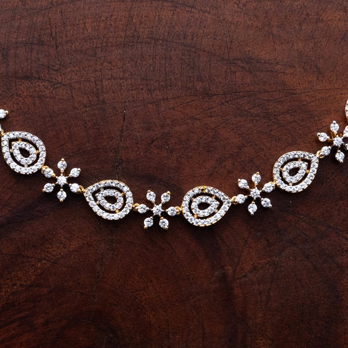 Necklace 85