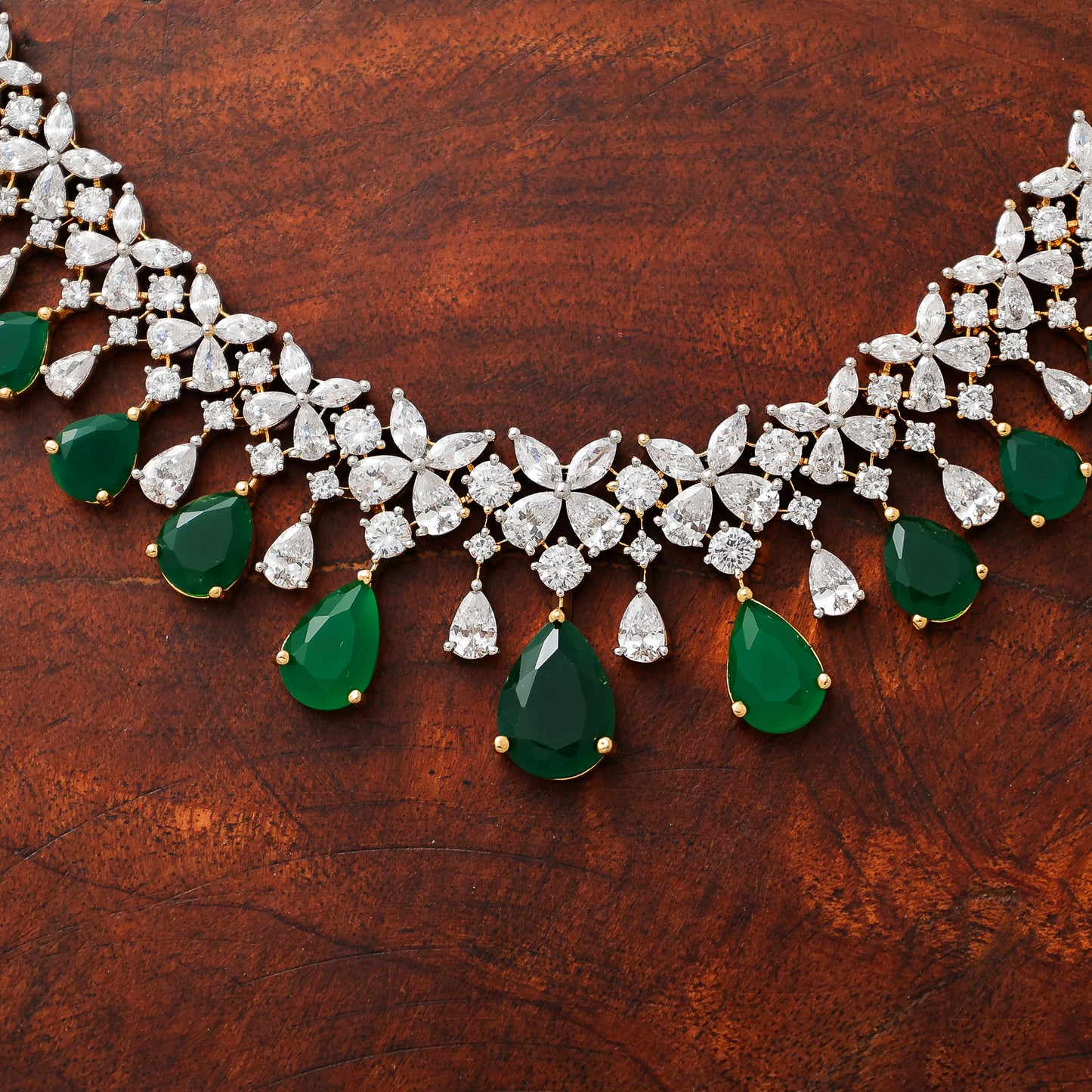 neckless