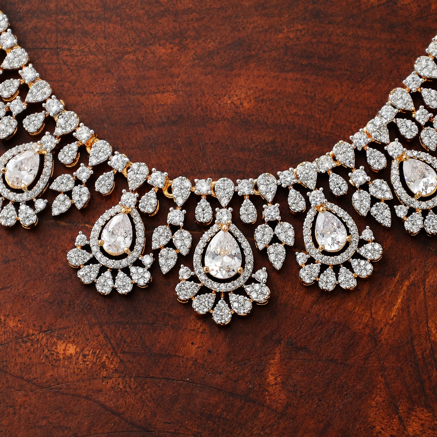 neckless