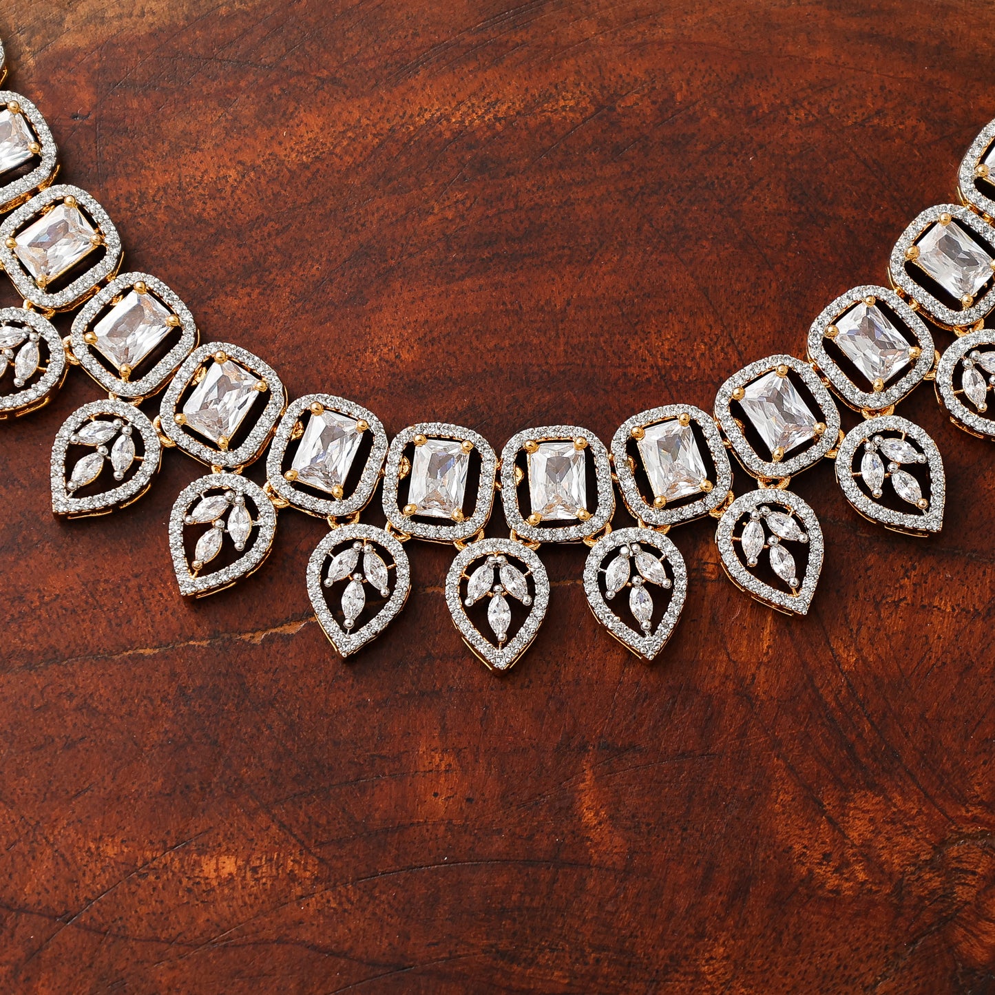 neckless
