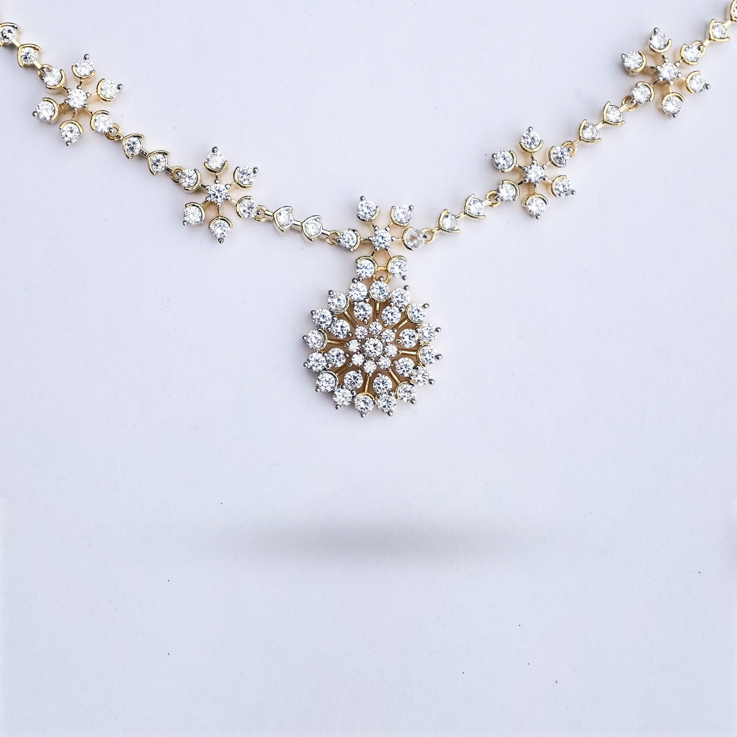 3. neckless