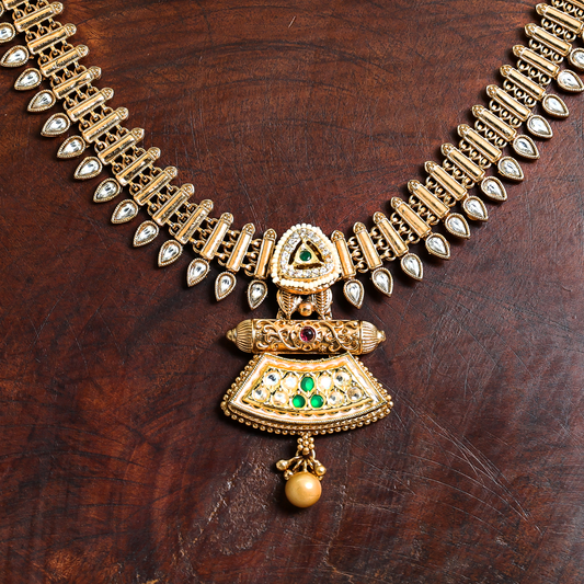 Necklace 40