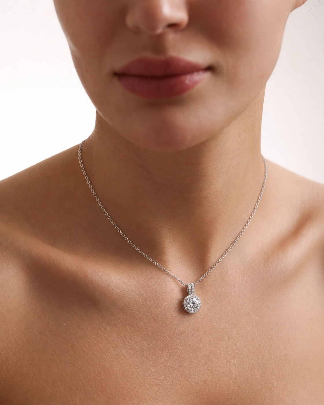 Brilliant Halo Spark Pendant | Sophisticated Daily Wear Accessory | Premium Quality