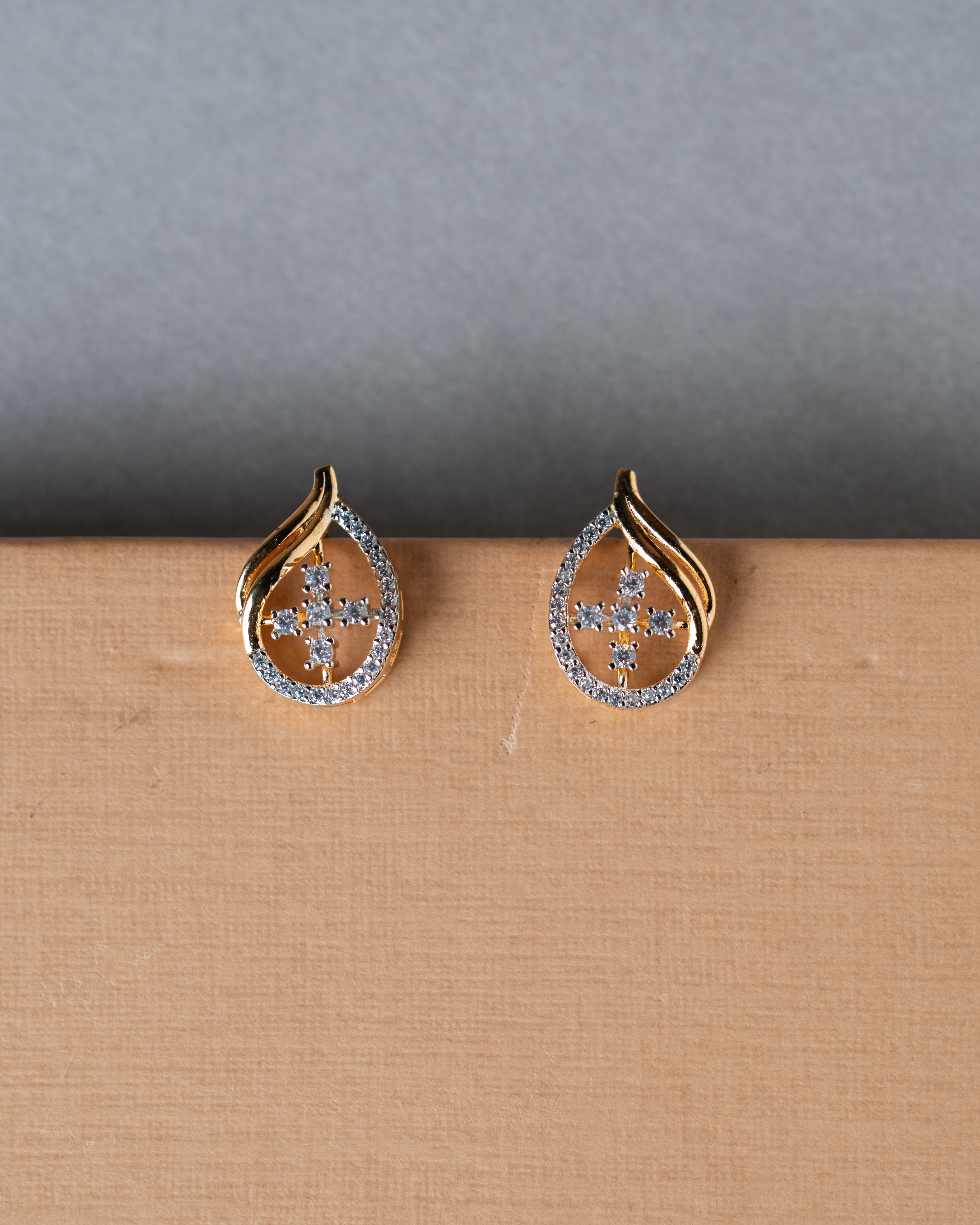 Gold-Toned American Diamond (AD) Floral Teardrop Pendant Set