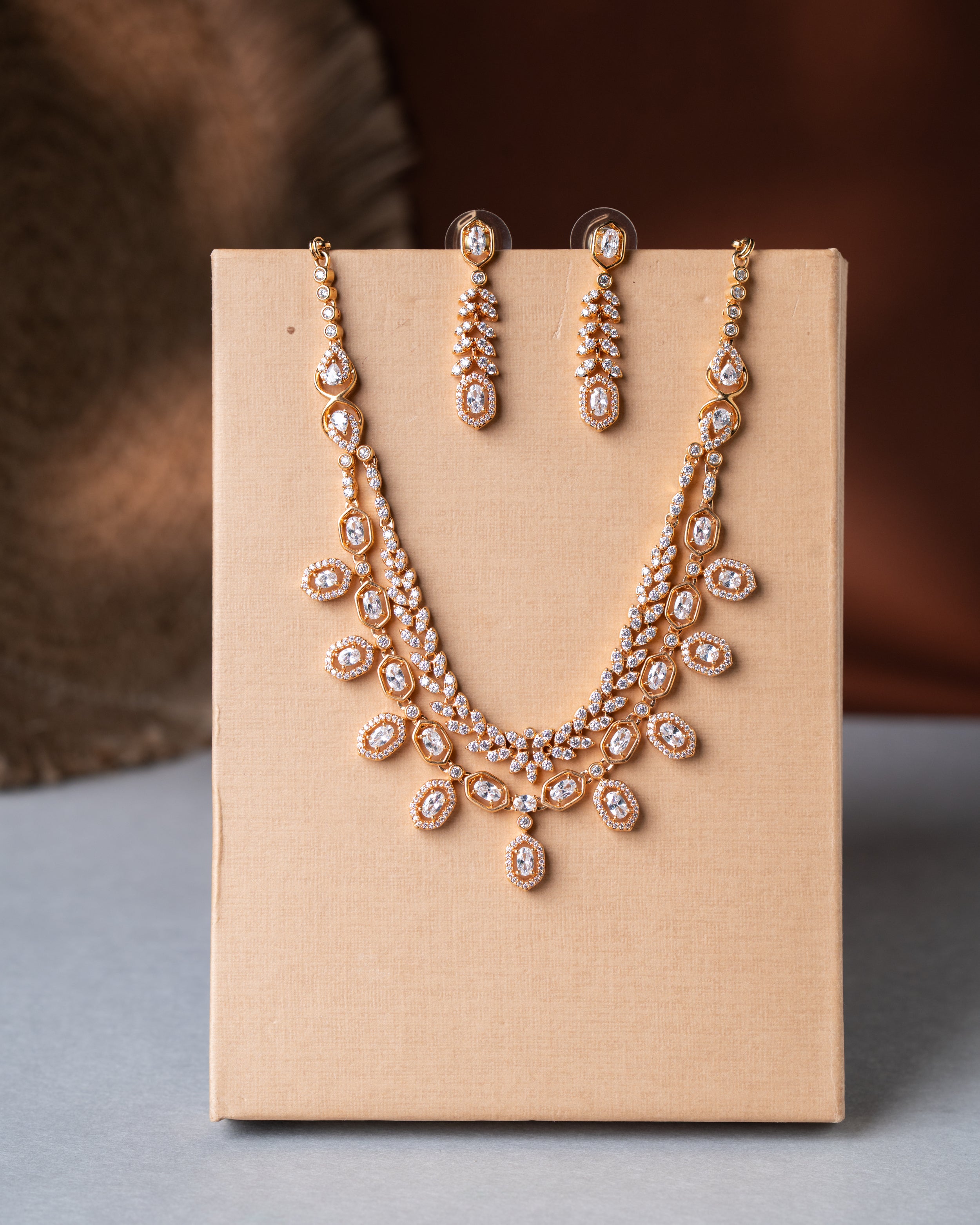 Double Layered Gold-Toned Leaf & Oval Real Look-Alike Necklace Set