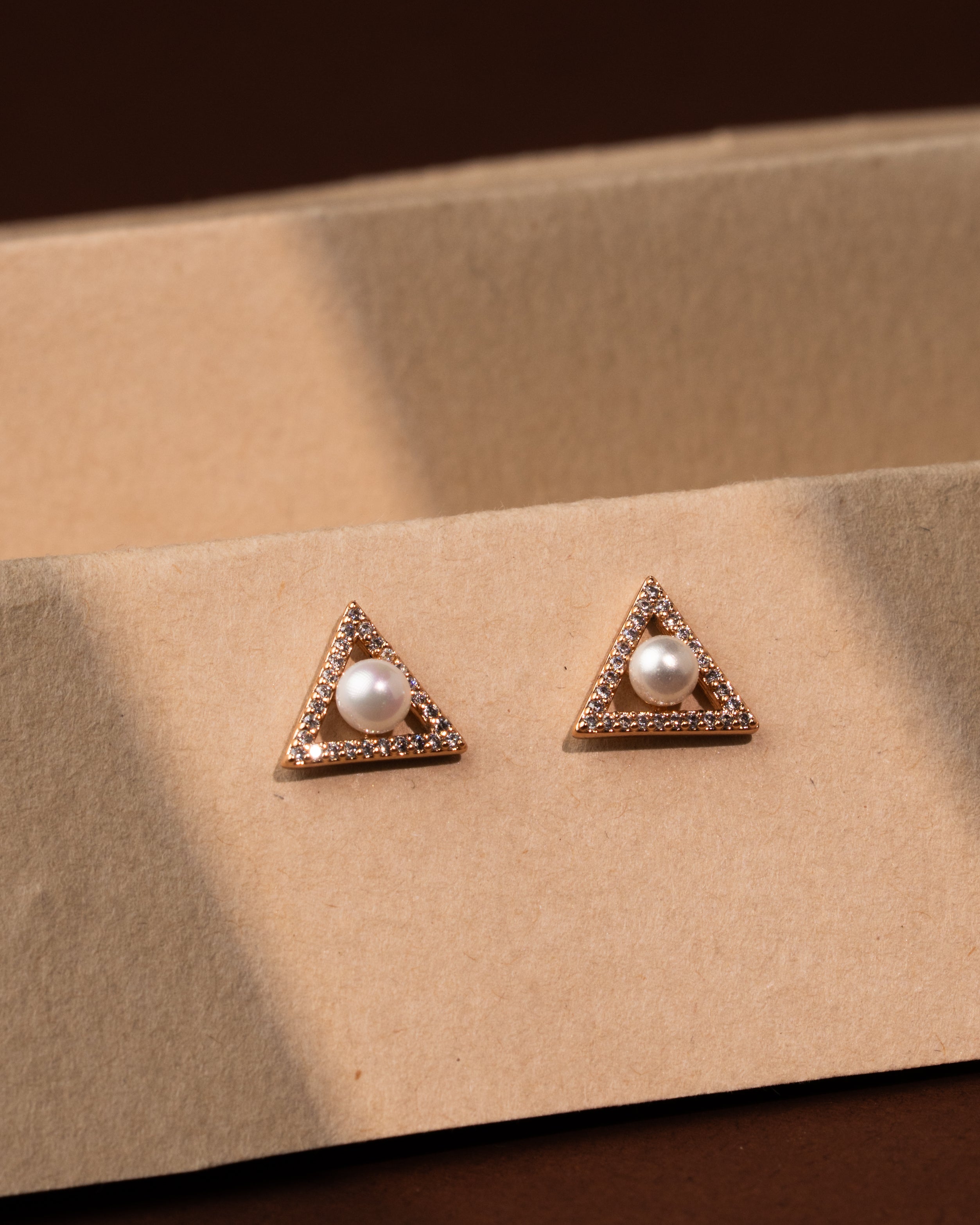 TriPearl Spark Stud Earrings