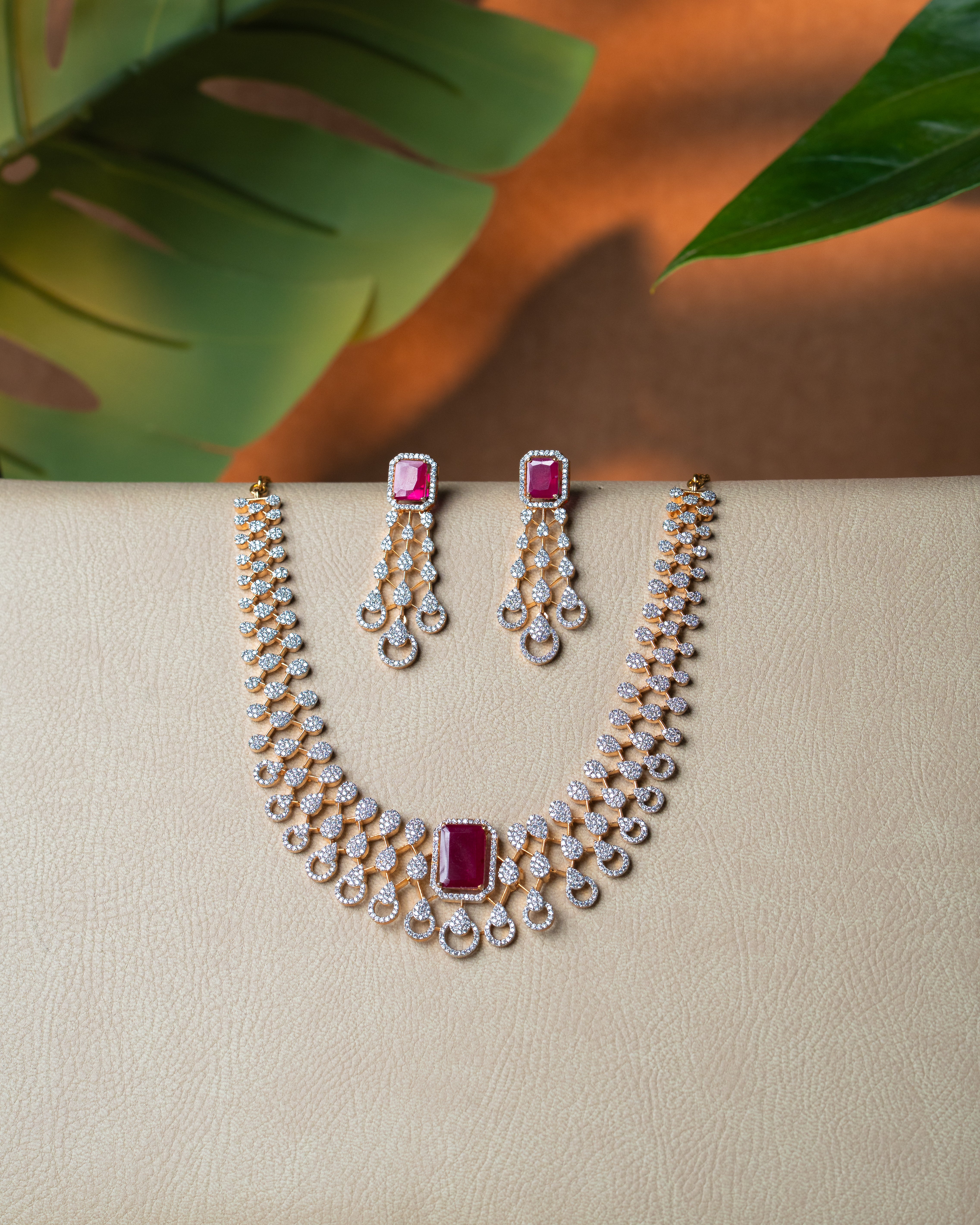 emerald square z diamond necklace set