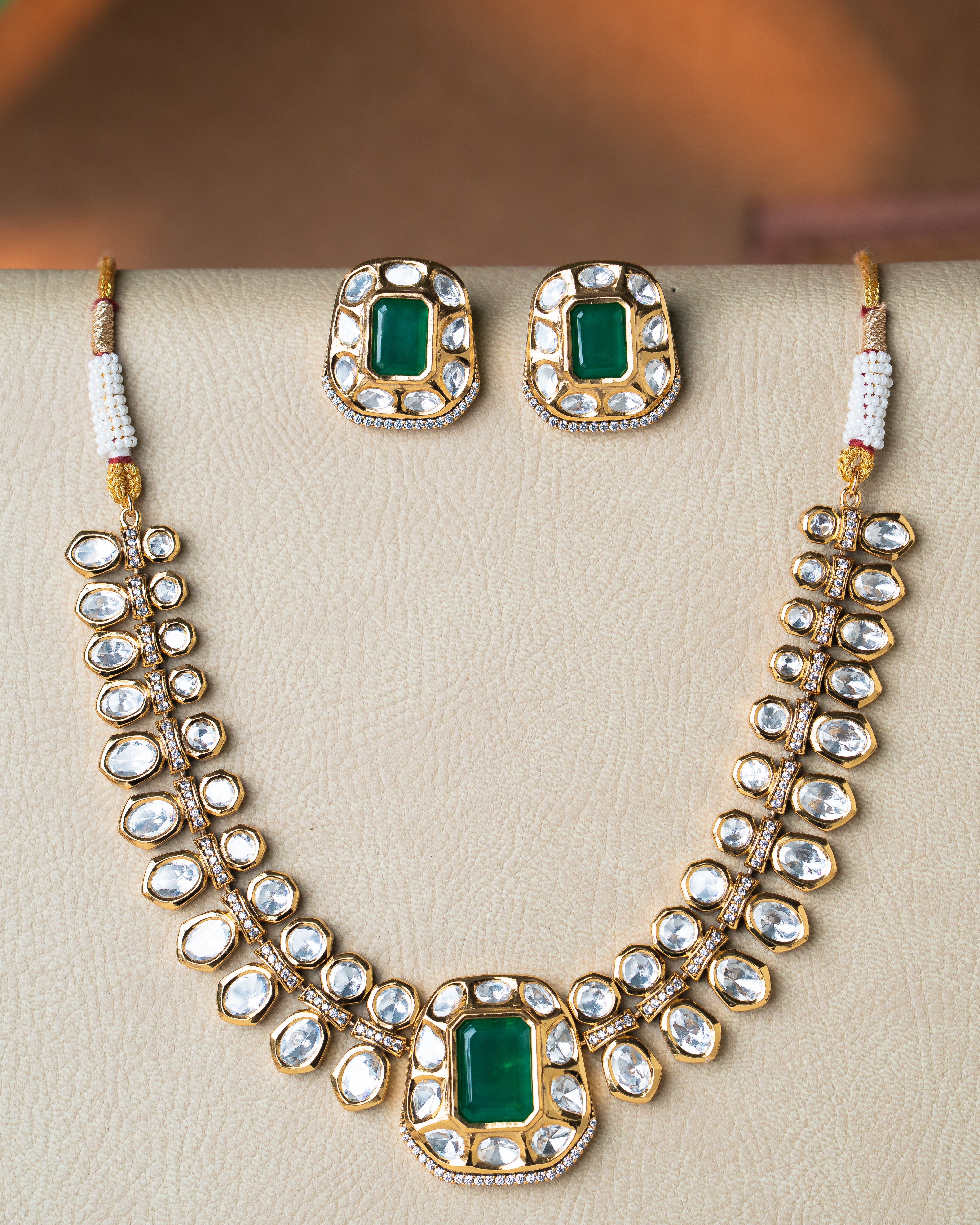Kundan Emerald Glow Necklace Set