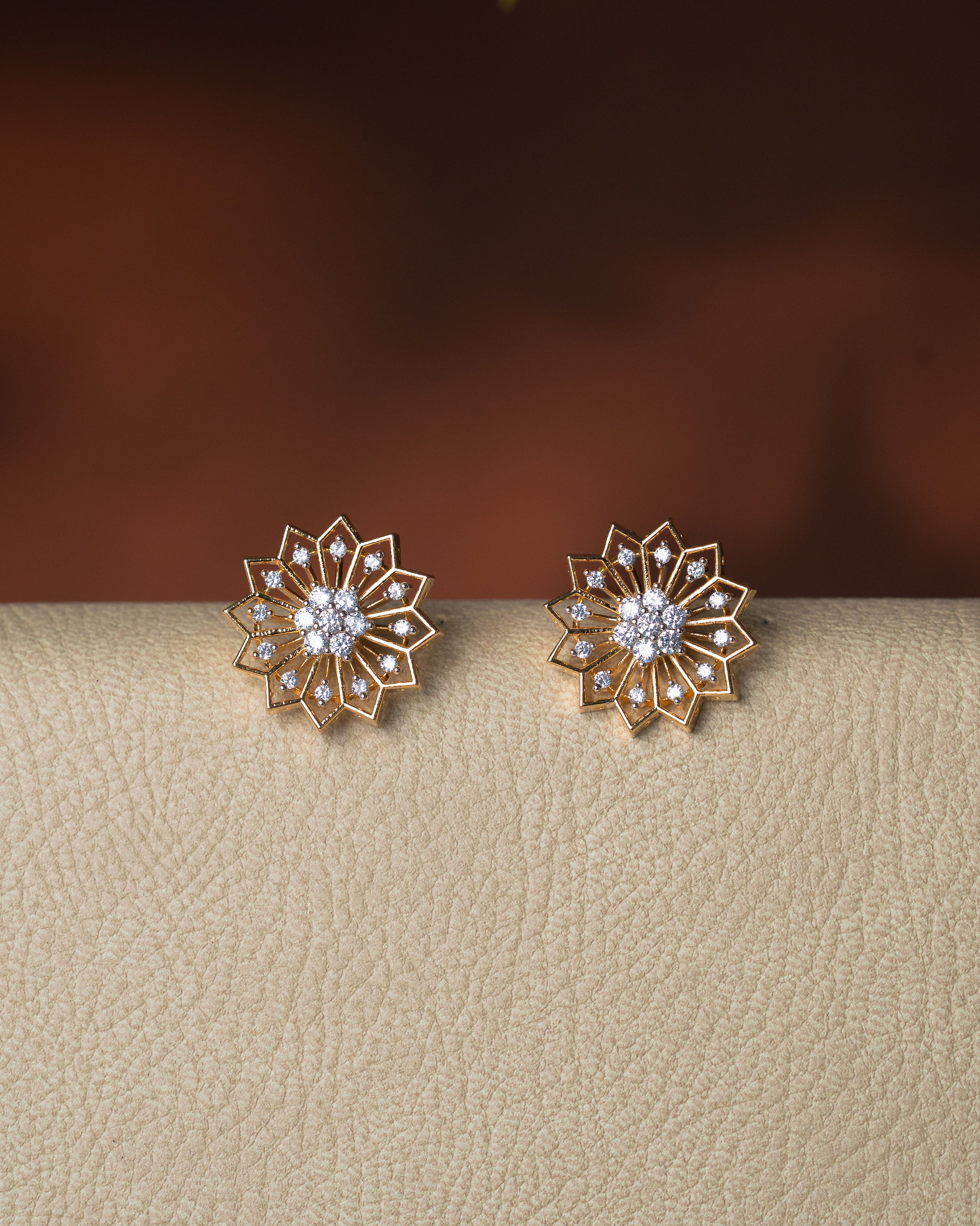 Floral Zircon Pendant Set with Stud Earrings