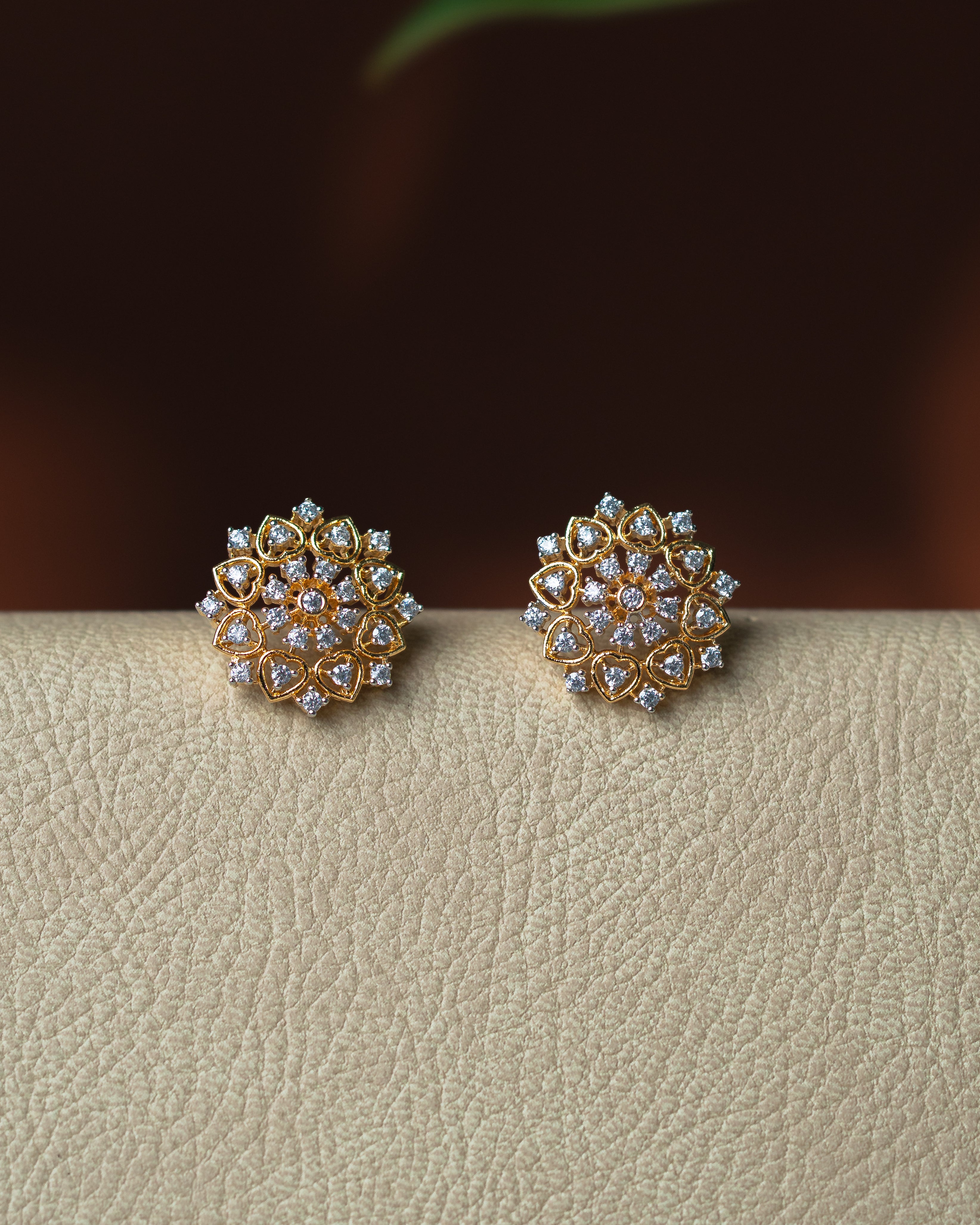 Floral Radiance Gold-Plated Necklace & Earring Set