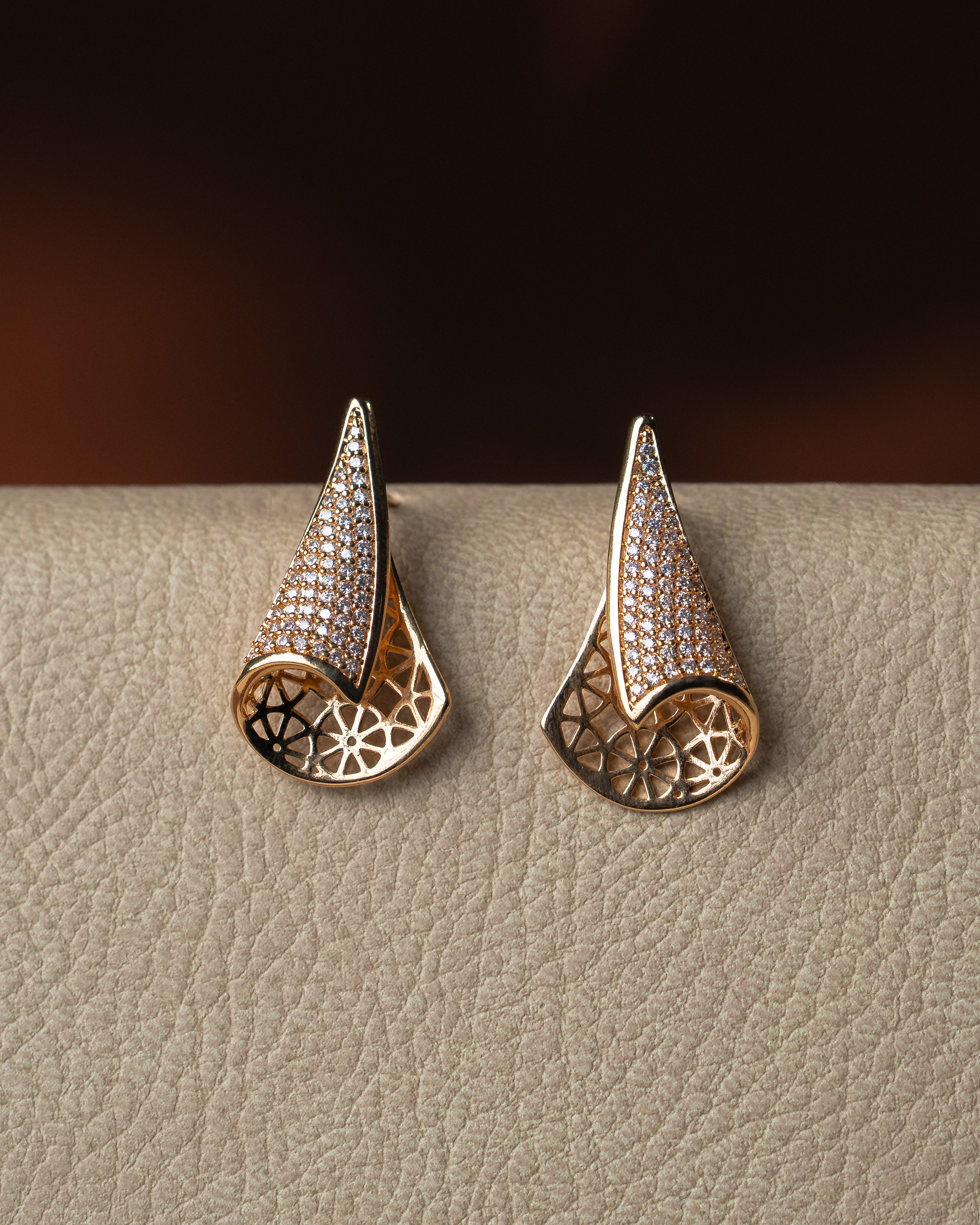 Italian Wave Zircon Pendant Set