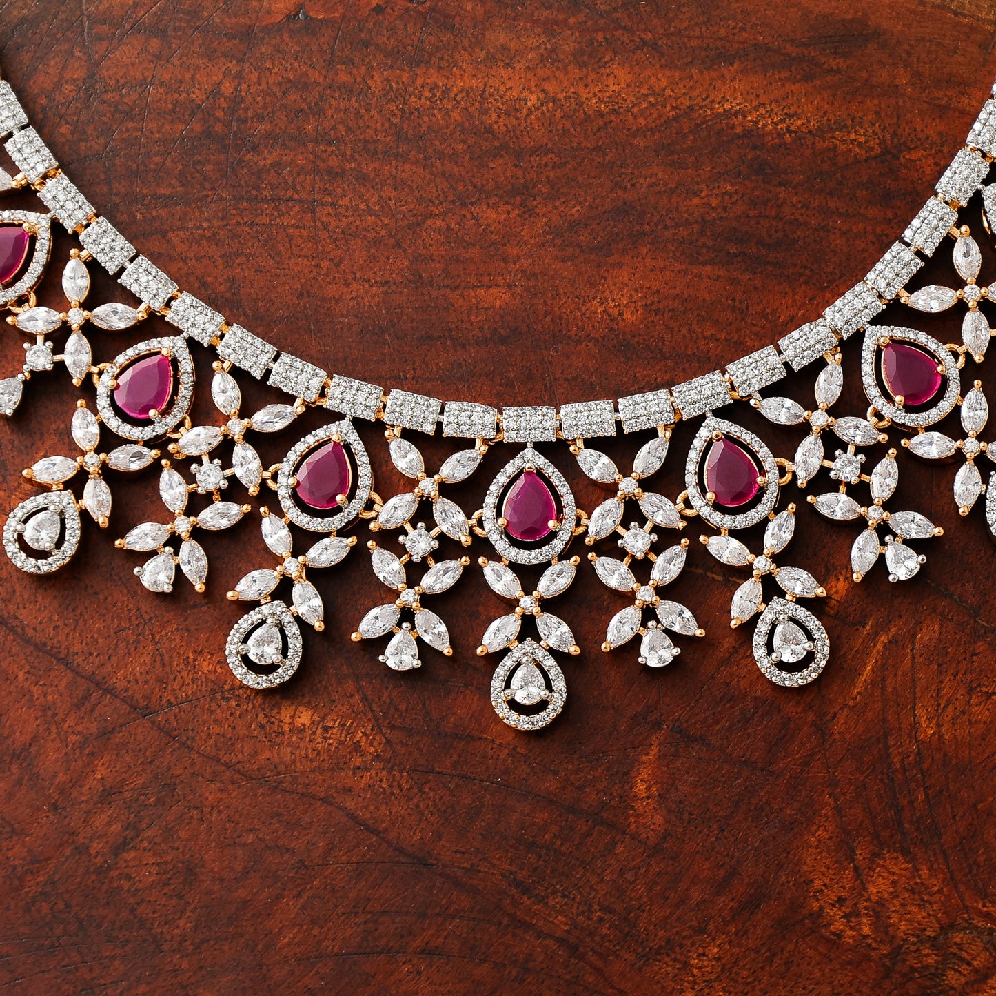 neckless