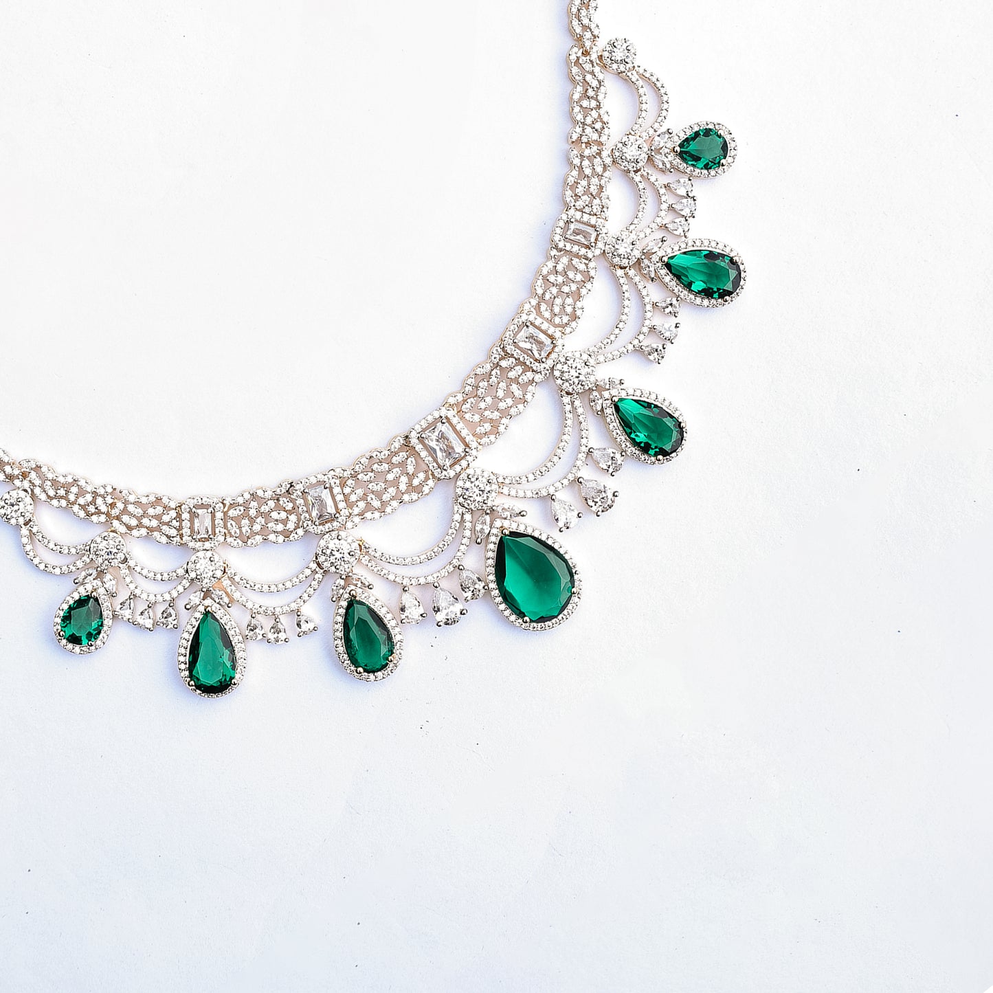 35. neckless