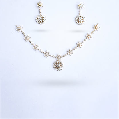 3. neckless