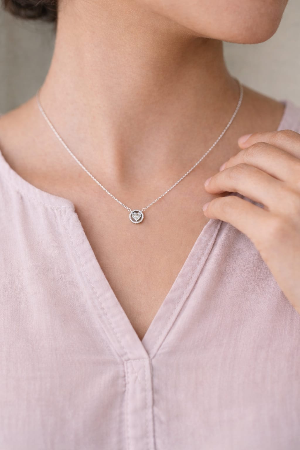 Forever Love Halo Pendant - Minimal Daily Wear Necklace for Women